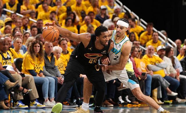 星空体育官网-米切尔，步行者，连续三场30+！的简单介绍